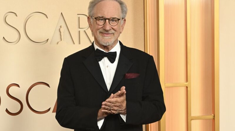 « C’était un amour, cette femme » : Steven Spielberg honore Nathalie Baye