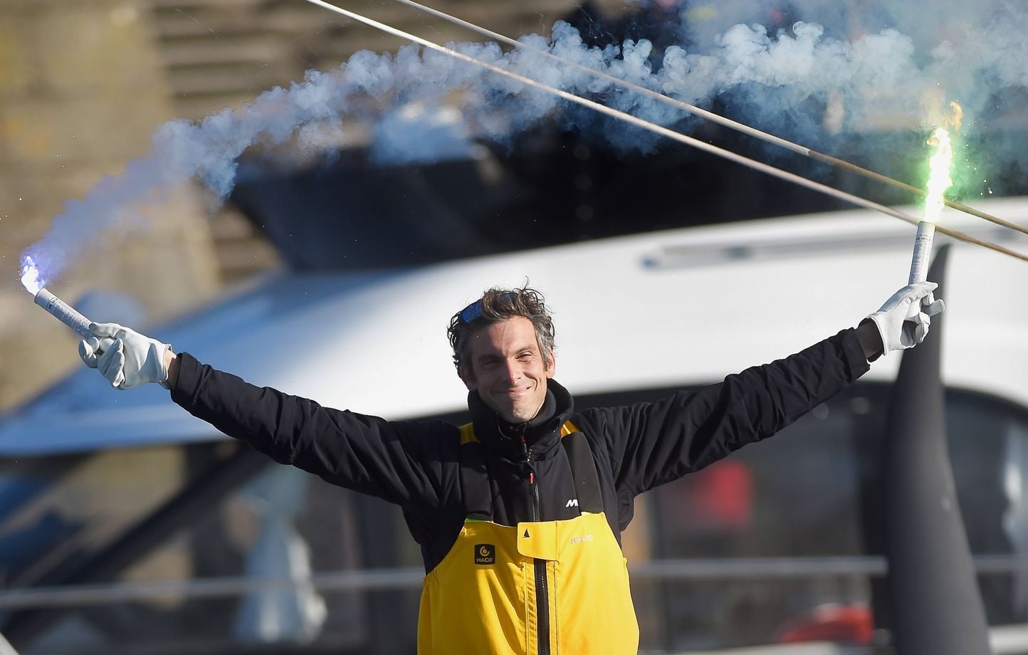 Charlie Dalin, vainqueur du Vendée Globe 2024, meurt à 42 ans.