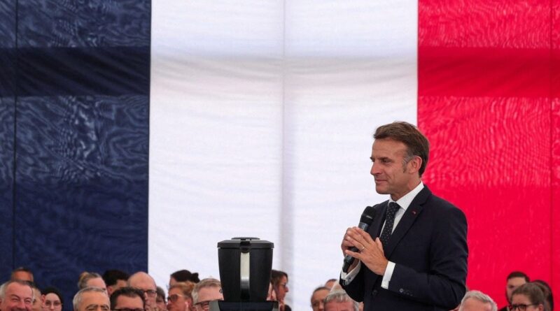 Choose France : 93 milliards d'euros investis pour « plus de 15.000 emplois »