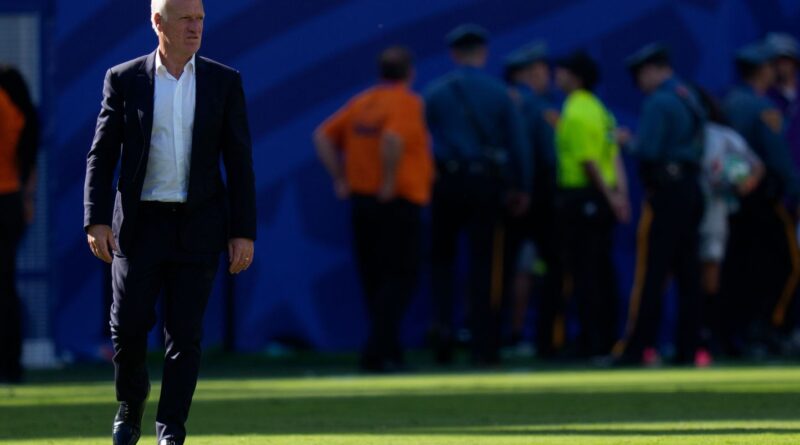 Coupe du monde 2026 : Mbappé soutient Deschamps et aborde l'opposition