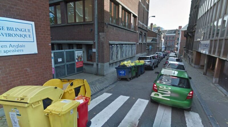Des parents de Sainte-Véronique à Liège gagnent la levée des piquets de grève.