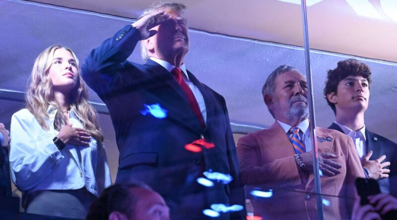 Donald Trump hué avant la finale NBA au Madison Square Garden de New York