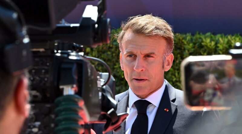 Emmanuel Macron dénonce des "dysfonctionnements" judiciaires dans l'affaire Lyhanna.