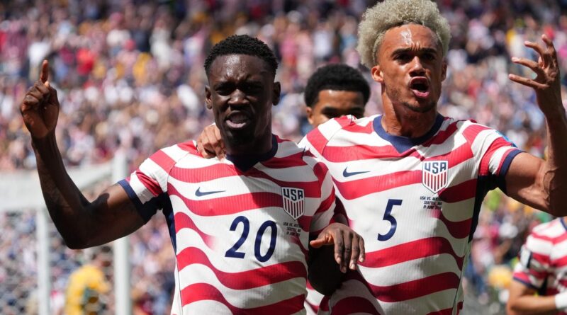 EN DIRECT États-Unis - Australie : Freeman double la mise, les USA vers les 16es.