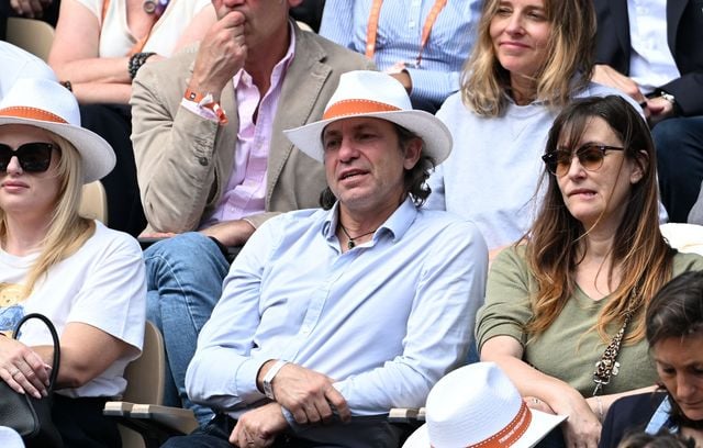 Philippe Candeloro impassible malgré la belle victoire de la Russe Mirra Andreeva en finale féminine de Roland Garros.