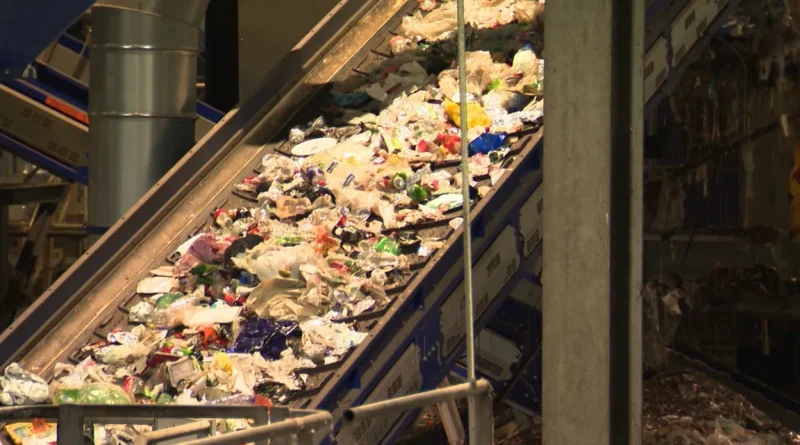 Erreurs dans les sacs bleus : un obstacle au recyclage