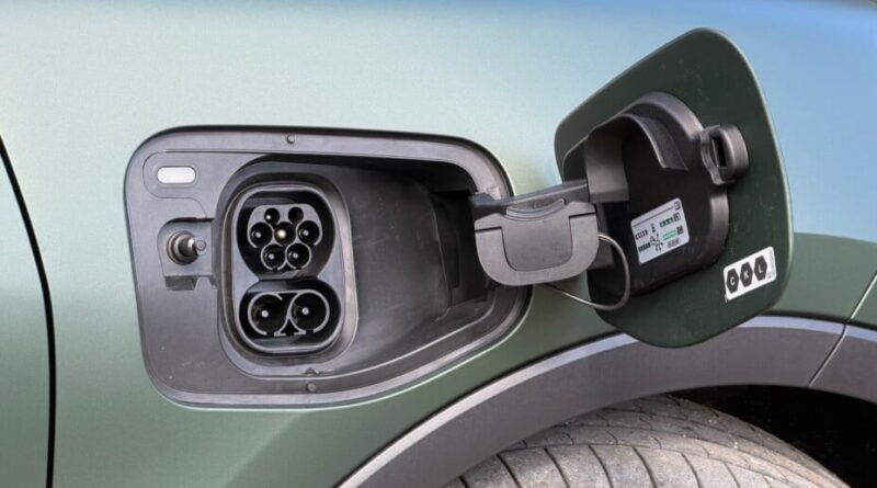 Essai de la Cupra Raval VZ : une séduisante petite électrique Volkswagen.