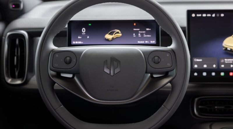 Essai de la Leapmotor B05 : 15 000 € moins chère que la Peugeot E-308.