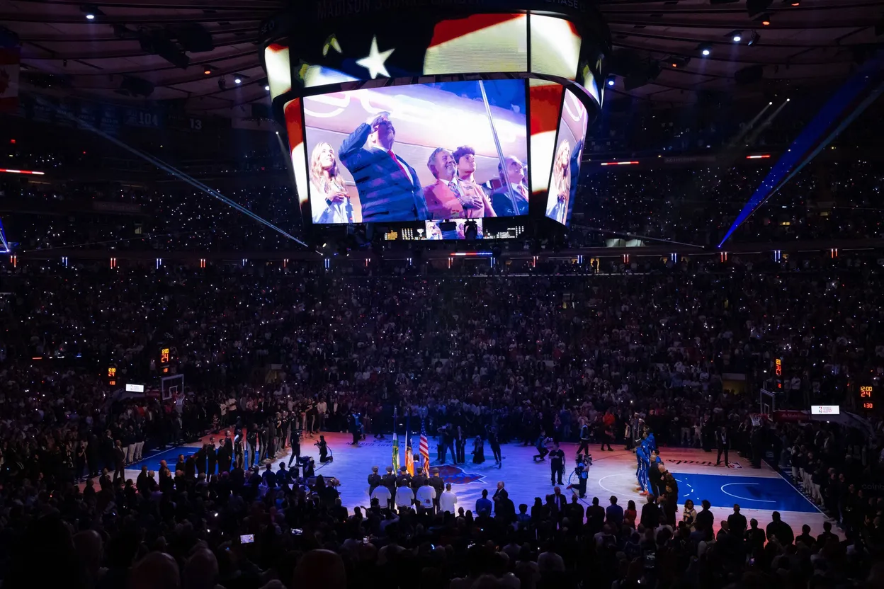 Etats-Unis : Trump à New York juge les huées comme encouragements avant la finale NBA
