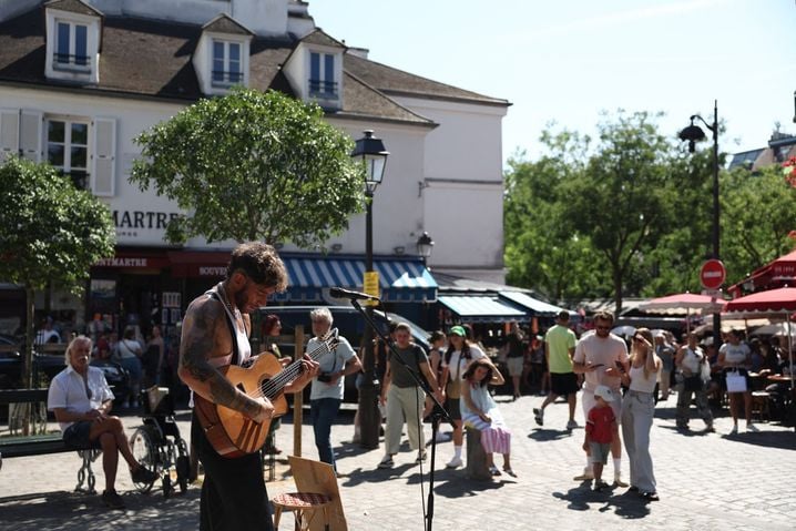 La Fête de la Musique 2025 avait été ensoleillée à Paris. Elle s'annonce caniculaire pour ce 21 juin 2026.