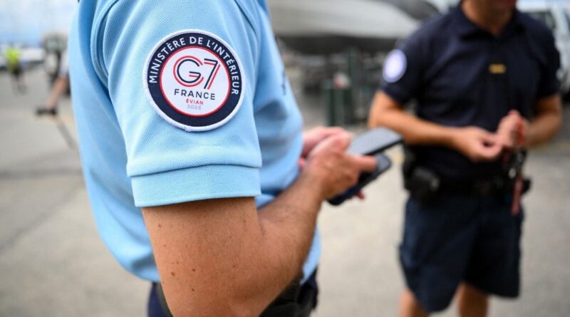 G7 à Évian-les-Bains : Décès d'un gendarme, deux autres blessés dans un accident