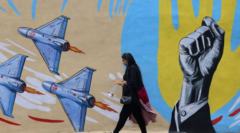 Guerre au Moyen-Orient : 300 milliards de dollars pour l'Iran expliqués en trois questions