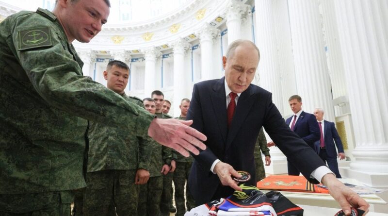 Guerre en Ukraine : Centrale nucléaire de Zaporijjia reconnectée, Zelensky et Poutine se rencontrent.