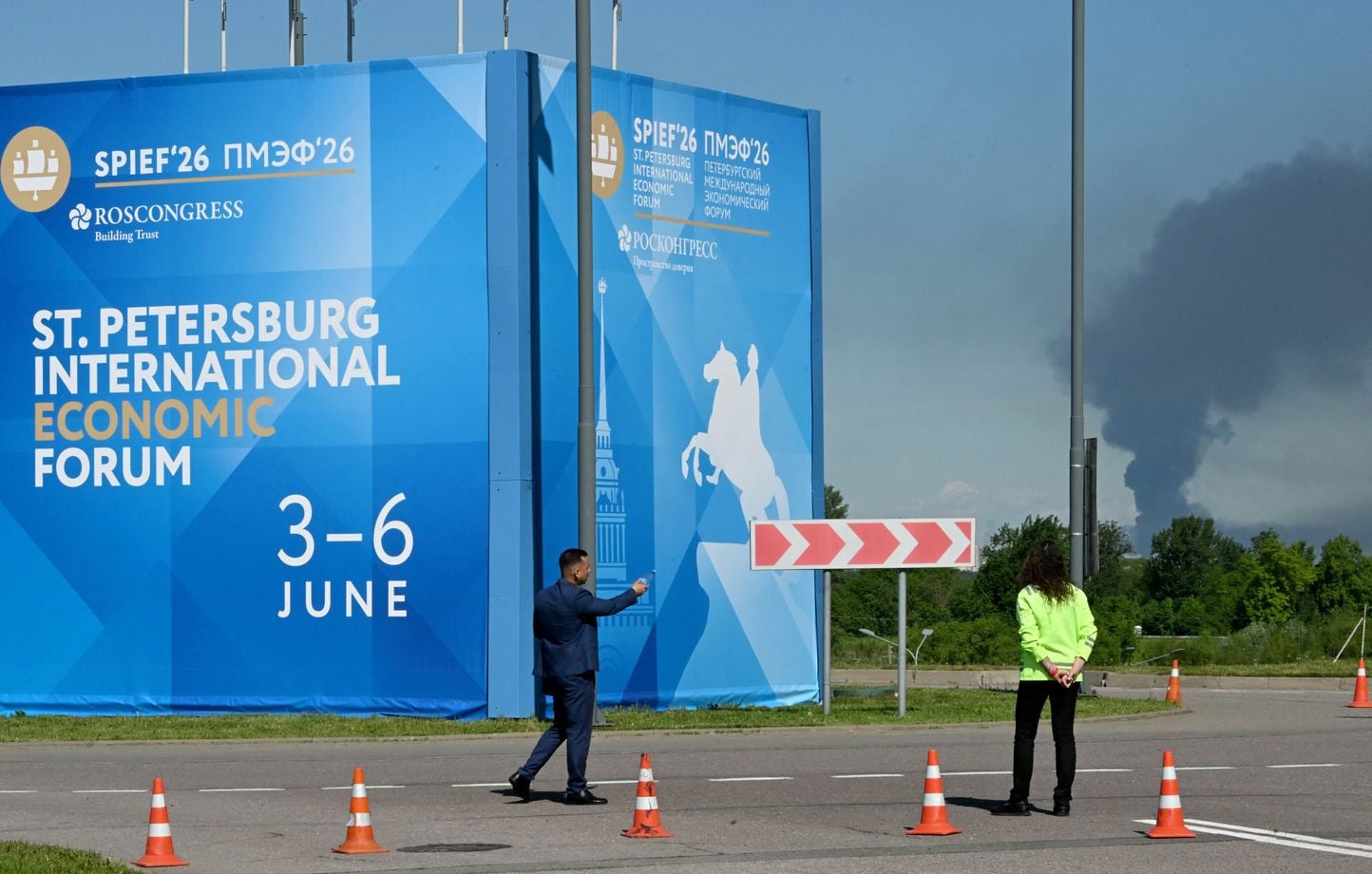 Guerre en Ukraine : des drones ukrainiens ciblent le Forum économique international de Saint-Pétersbourg.