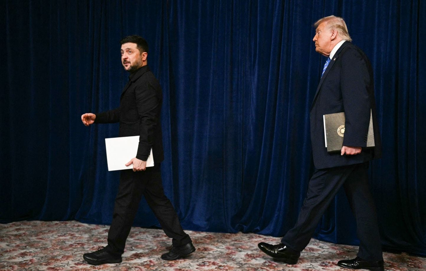 Guerre en Ukraine : Trump loue Zelensky, incendie d'un dépôt pétrolier en Russie