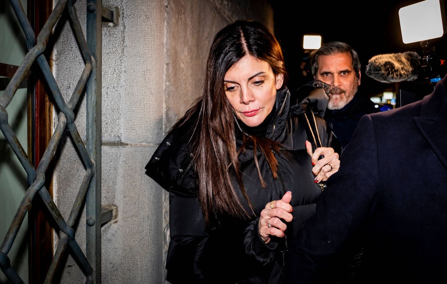 Incendie de Crans-Montana : Jessica Moretti accusée de faux document.