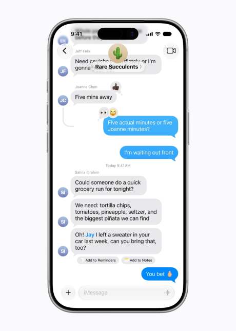 Apple-Intelligence-iMessages-suggestions-260608_inline.jpg.large_2x