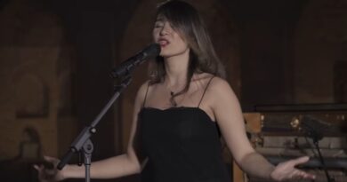 Iran : Une chanteuse condamnée à 74 coups de fouet pour chant sans voile
