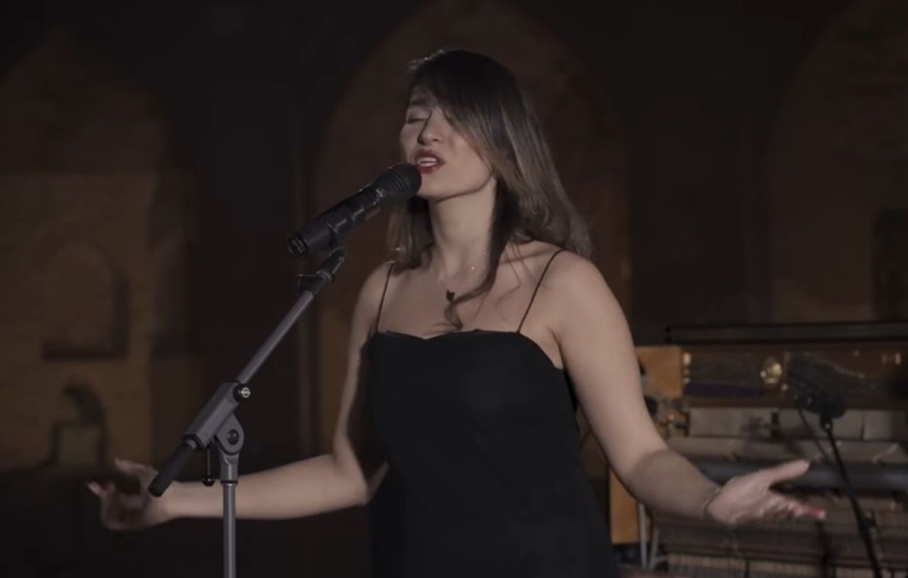 Iran : Une chanteuse condamnée à 74 coups de fouet pour chant sans voile