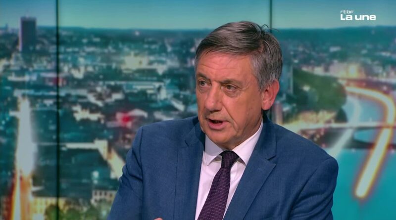 Jan Jambon (N-VA) défend réforme : "Plus de femmes vers travail à temps plein"