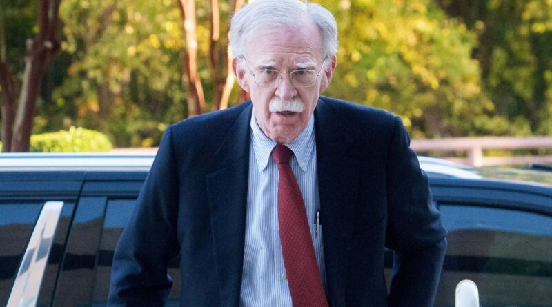 John Bolton, ex-conseiller de Trump, plaidera coupable de rétention de documents « secret défense »
