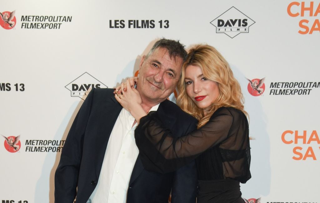 Jules, fils de Jean-Marie Bigard, remplace Laurent Baffie.
