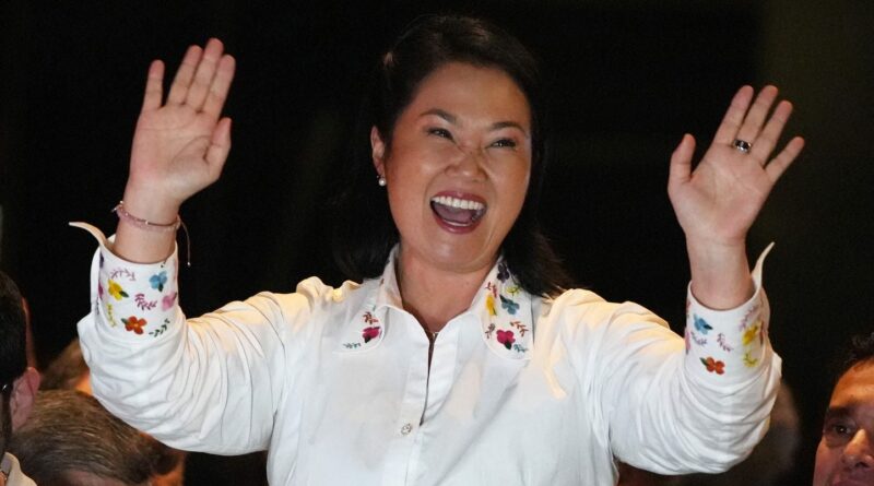 Keiko Fujimori élue présidente du Pérou après trois semaines de suspense.