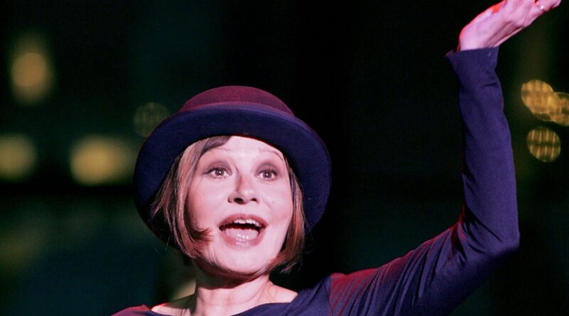 La chanteuse Guesch Patti, interprète d'"Étienne", est décédée à 80 ans.