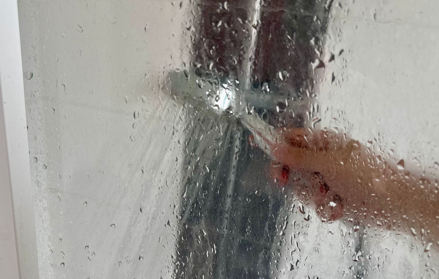 La douche : avant ou après le petit-déjeuner, quelle option choisir ?