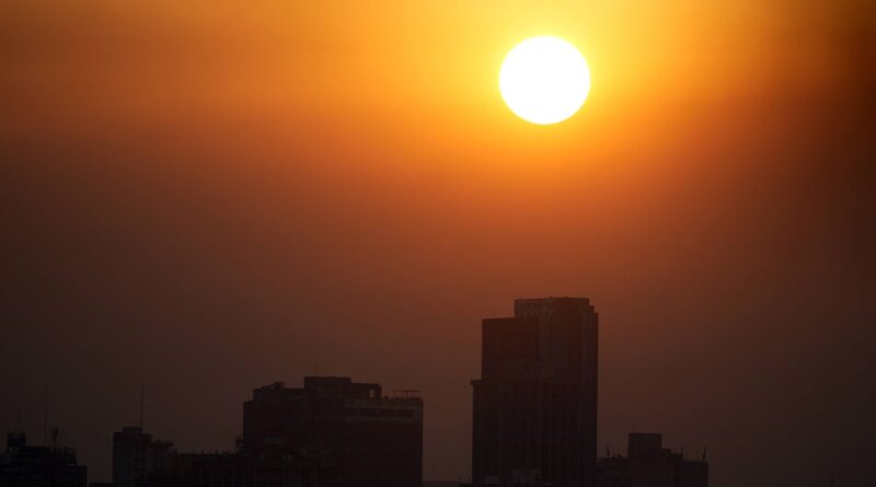 La planète Terre ne devrait pas être consumée par le Soleil.