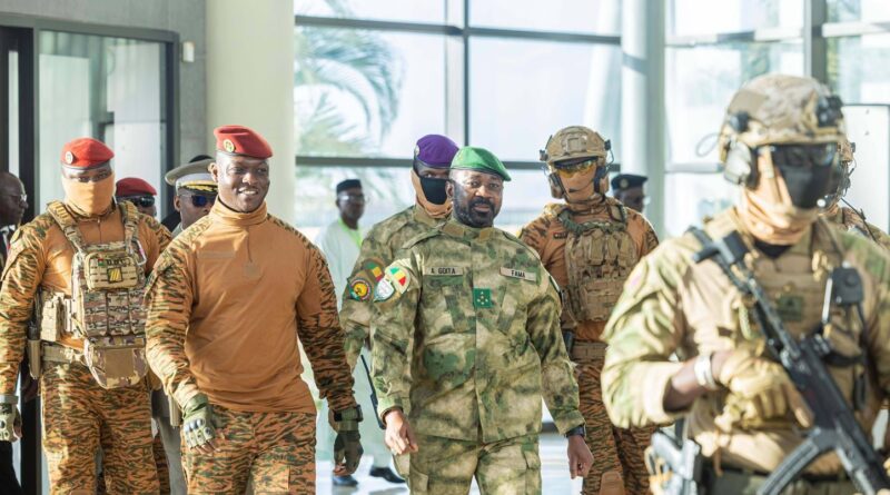 Le Burkina Faso rompt ses relations diplomatiques avec la France.