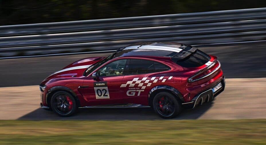 Le SUV électrique de Xiaomi établit un record au Nürburgring sans conducteur.