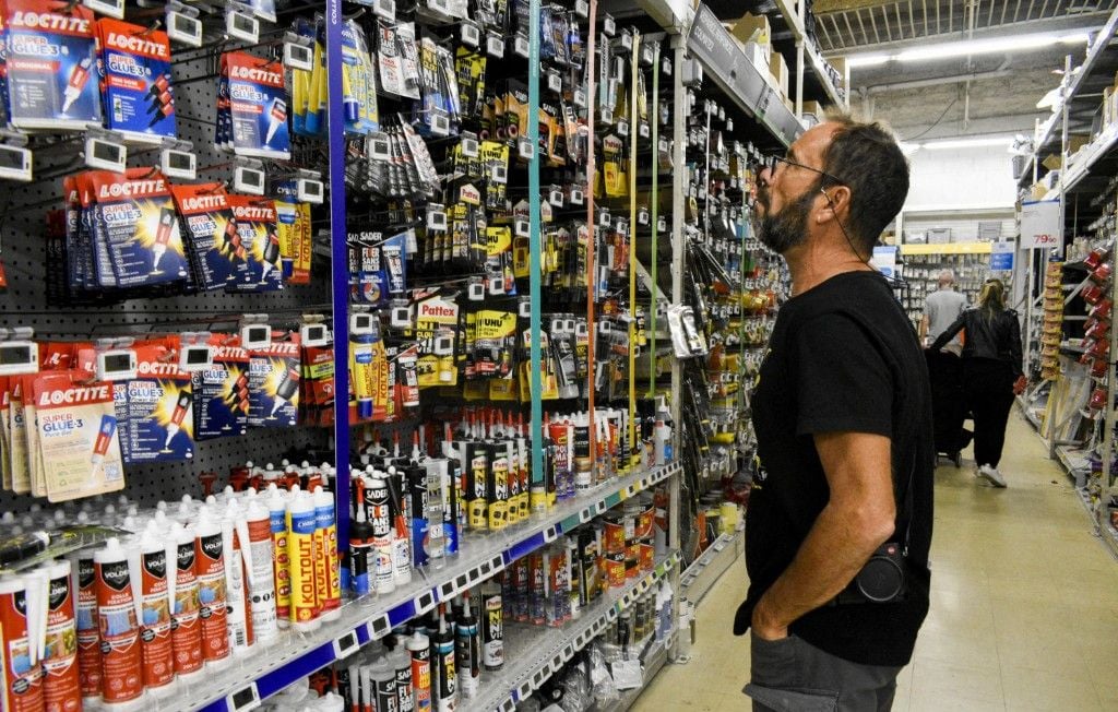 Les ventes de magasins de bricolage en France ne cessent de chuter.