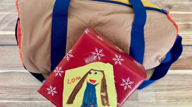 Maîtres d'école : partagez vos cadeaux insolites de fin d'année !
