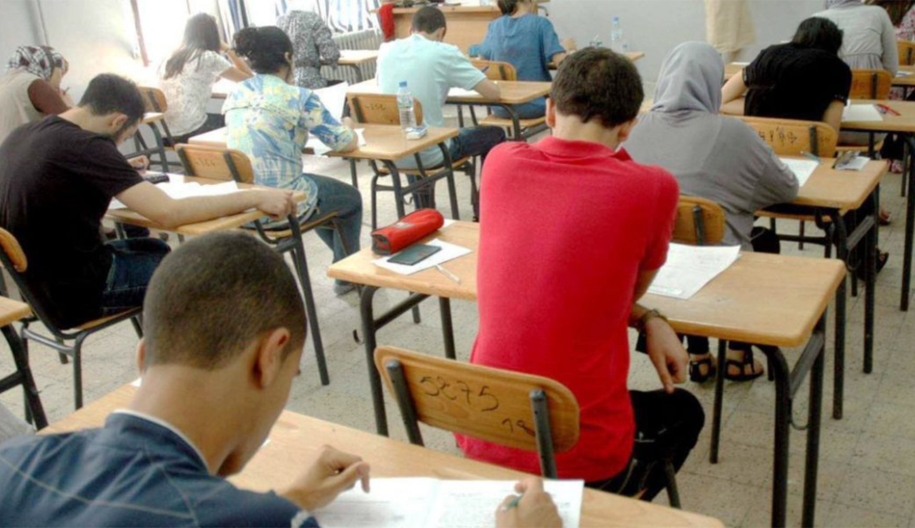 Manouba : Deux cas de triche aux écouteurs intelligents détectés au baccalauréat