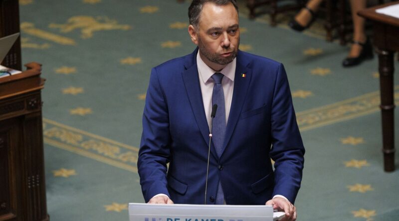 Maxime Prévot : le gouvernement fédéral doit réaliser 7 milliards d'effort budgétaire.