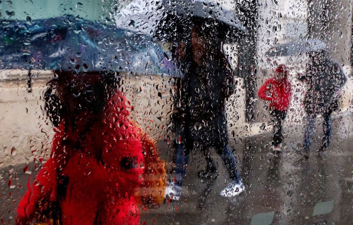 Météo : Pluie annoncée en quantité dès mardi, prévoyez des parapluies.