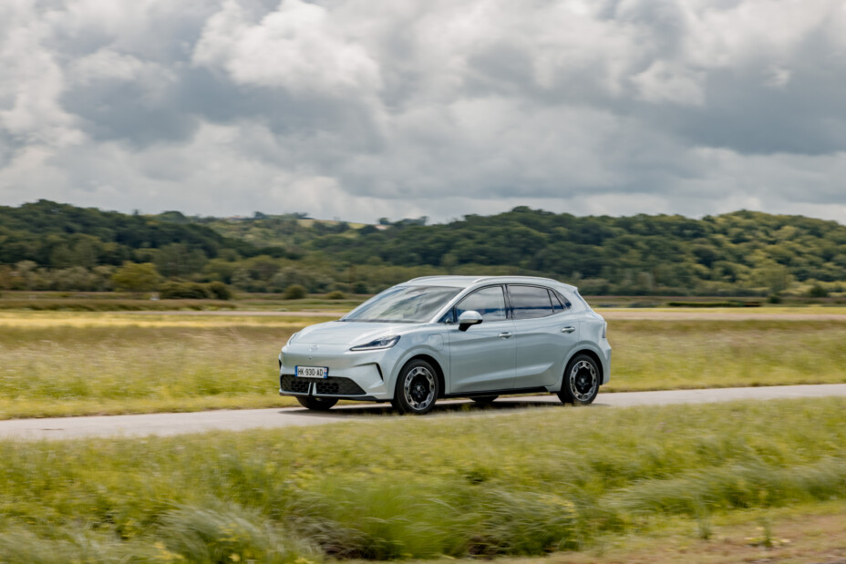 MG dévoile une voiture électrique abordable pour rivaliser avec la Renault R5 en juillet.