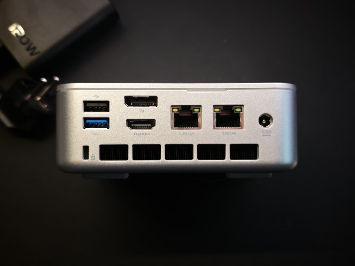 Minisforum M2