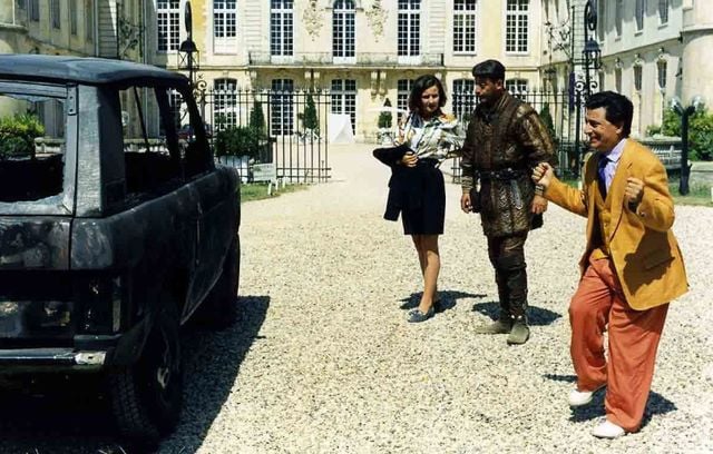 Valérie Lemercier, Jean Reno et Christian Clavier dans « Les Visiteurs » de Jean-Marie Poiré en 1993.