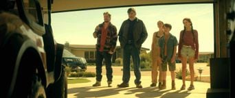 Netflix : « The Boroughs », le « Stranger Things » des seniors, incontournable ?