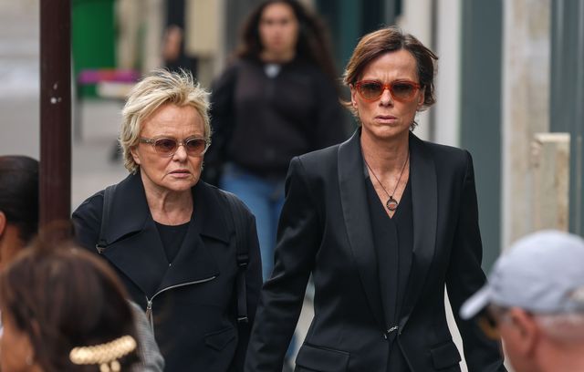 Obsèques de Bernadette Chirac : Les personnalités présentes à Sainte-Clotilde en images