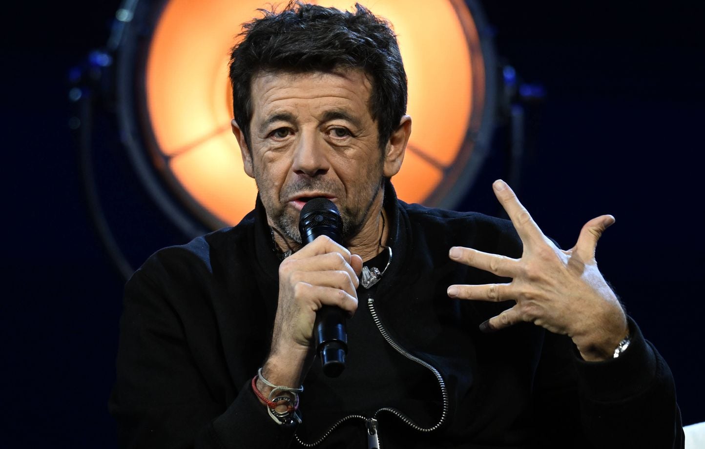 Patrick Bruel : La garde à vue prolongée de 24 heures