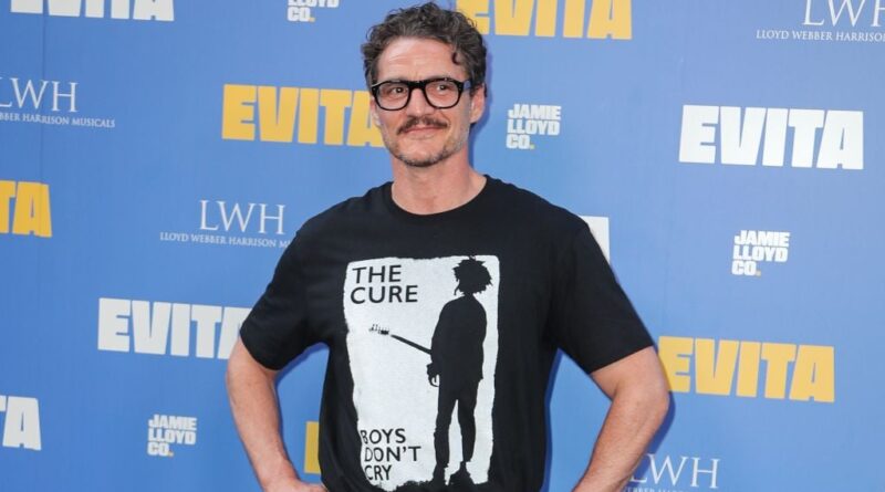 Pedro Pascal : des t-shirts de groupes, pas que pour le style