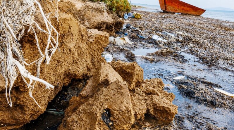 Plages interdites à la baignade : Alerte pour l'économie touristique