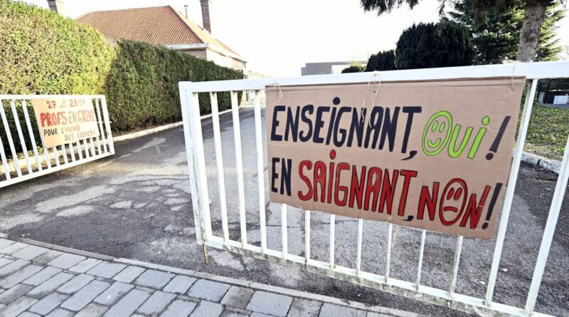 Plus de 80 % des parents et 90 % des élèves soutiennent les enseignants.