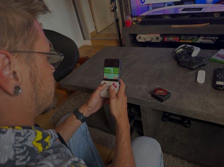 Pokémon Ruby avec la GameSir Pocket Taco // Source : Frandroid