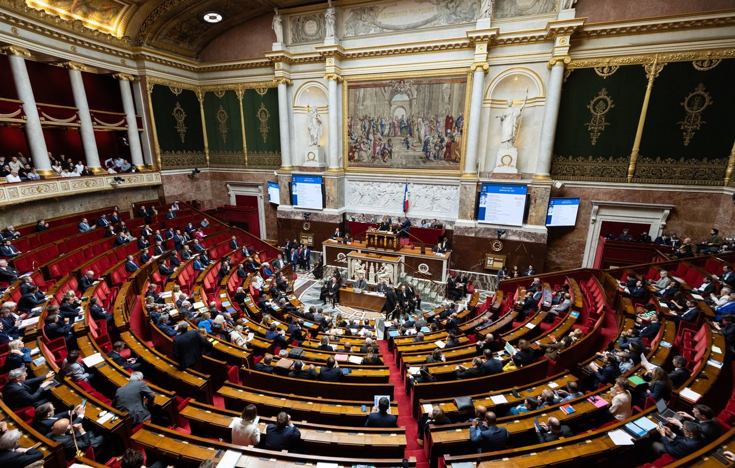 Rencontre inédite des députés avec des spécialistes des ovnis