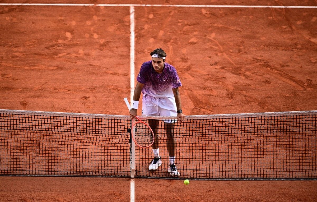 Roland-Garros 2026 : Le stress de Cobolli le trahit face à Zverev