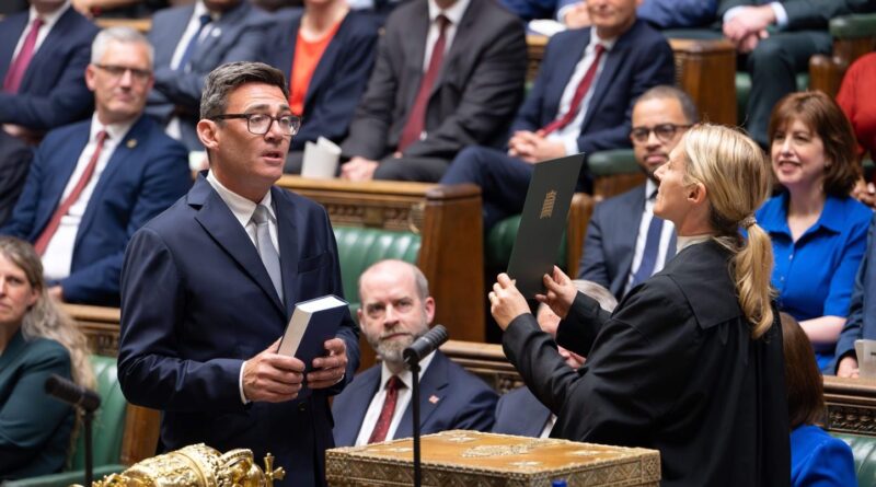 Royaume-Uni : Andy Burnham, favori pour succéder à Keir Starmer, rassure les marchés financiers